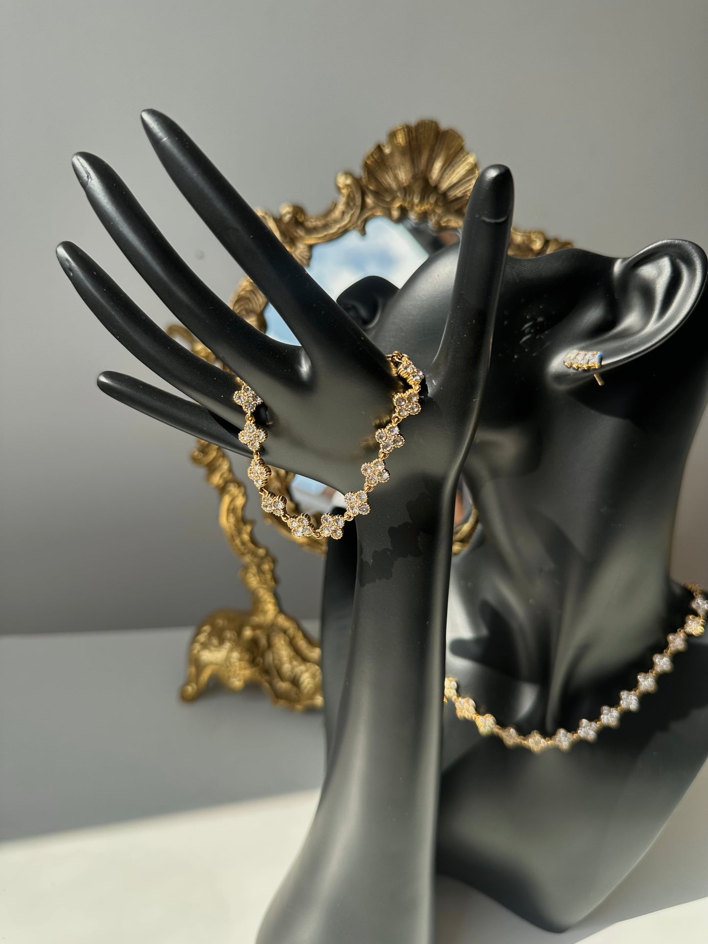 Bracelet trèfle strass