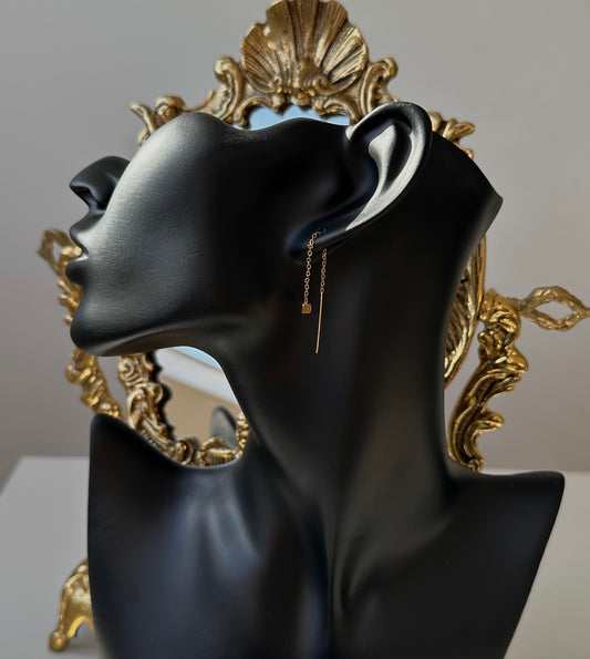 Boucle d’oreille pendantes carré