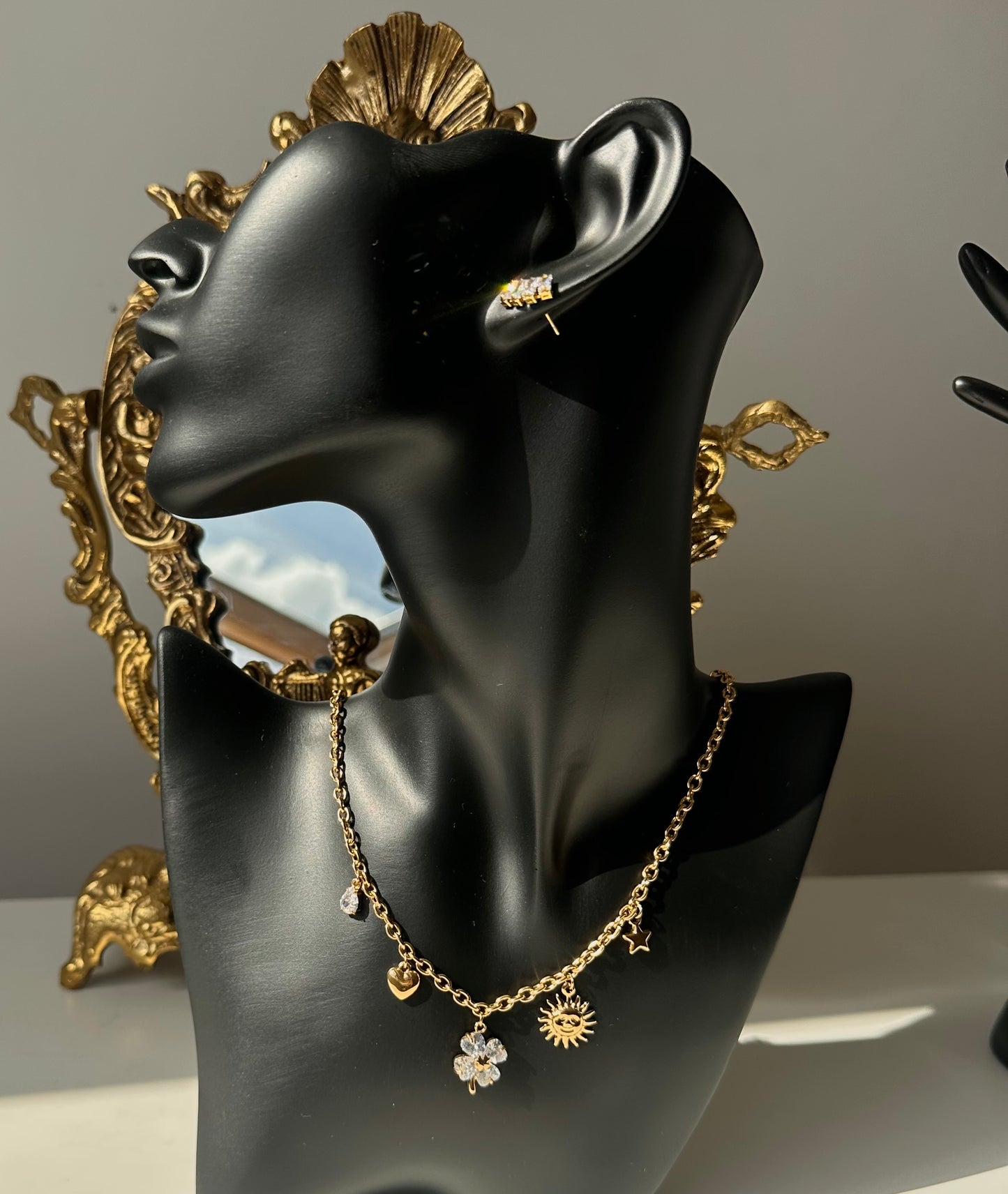 Collier chaîne charms