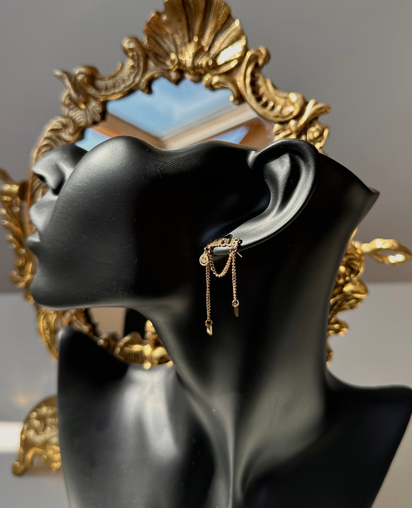Boucle d’oreille AMOUR