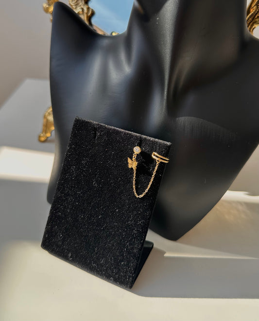 Boucle d’oreille avec faux piercing