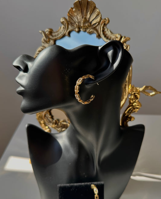 Créole dorée et strass